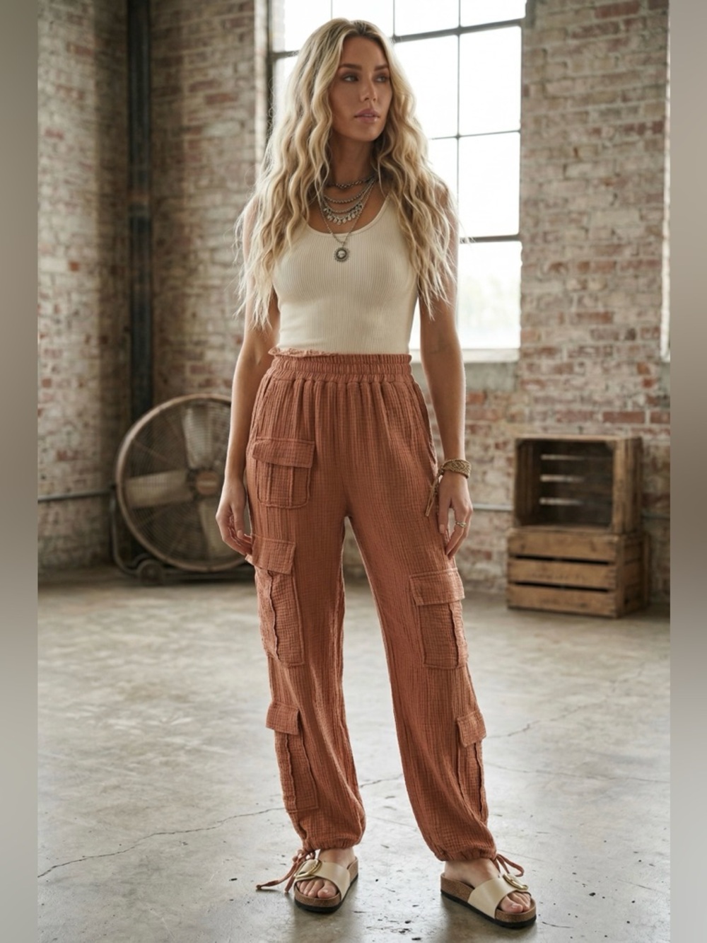 NWT Eesome Mineral Washed Textured Cargo Pocket Jogger Pants Terracotta - Picture 2 of 11